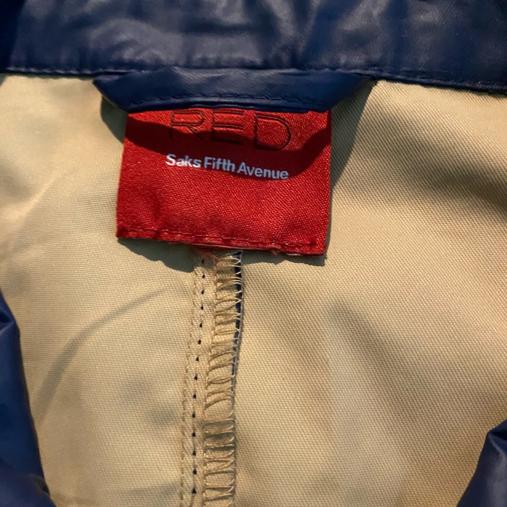Saks “Red” rain jacket - Picture 3 of 4